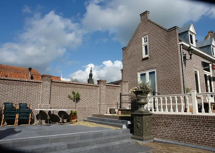 Edam Suites
